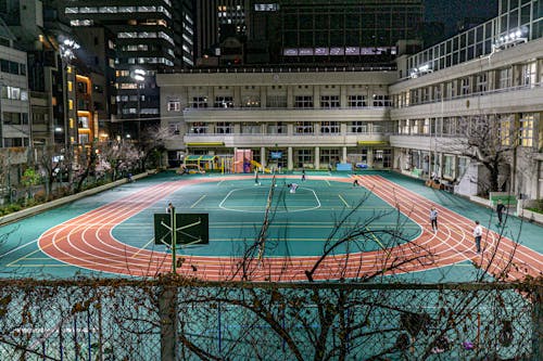 中越踢